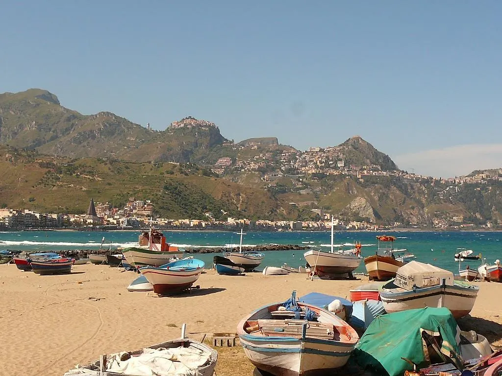 Apartment Appartamento Greta Giardini Naxos Italy