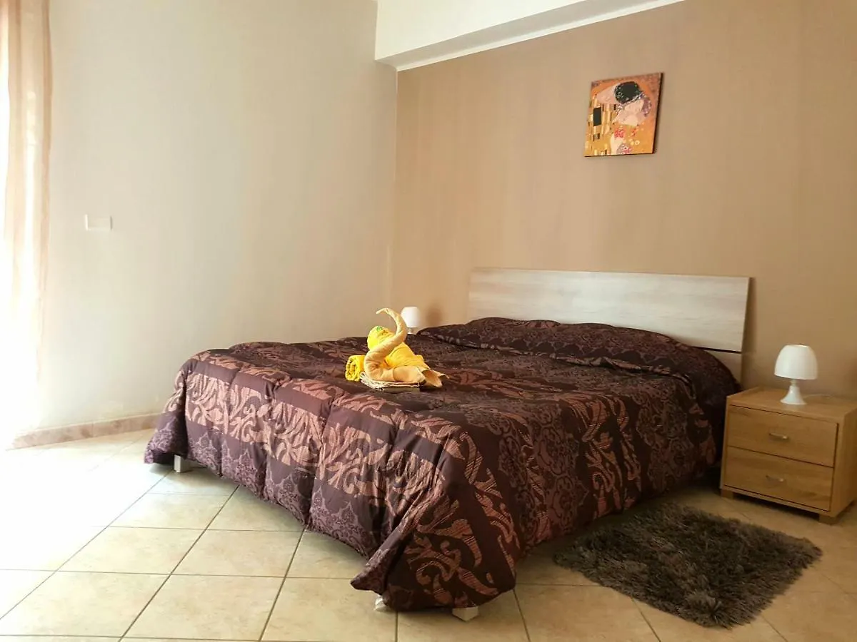 Appartamento Greta Giardini Naxos Apartment
